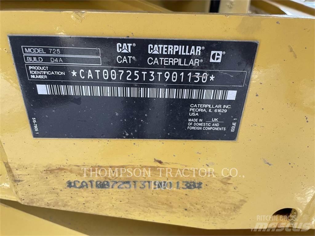 CAT 725 Transportoare articulate