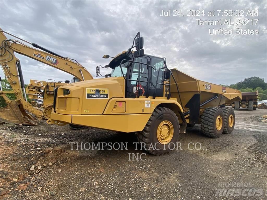 CAT 725 Transportoare articulate