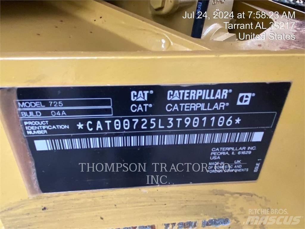 CAT 725 Transportoare articulate