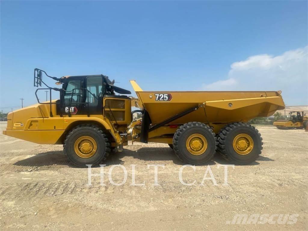 CAT 725 Transportoare articulate