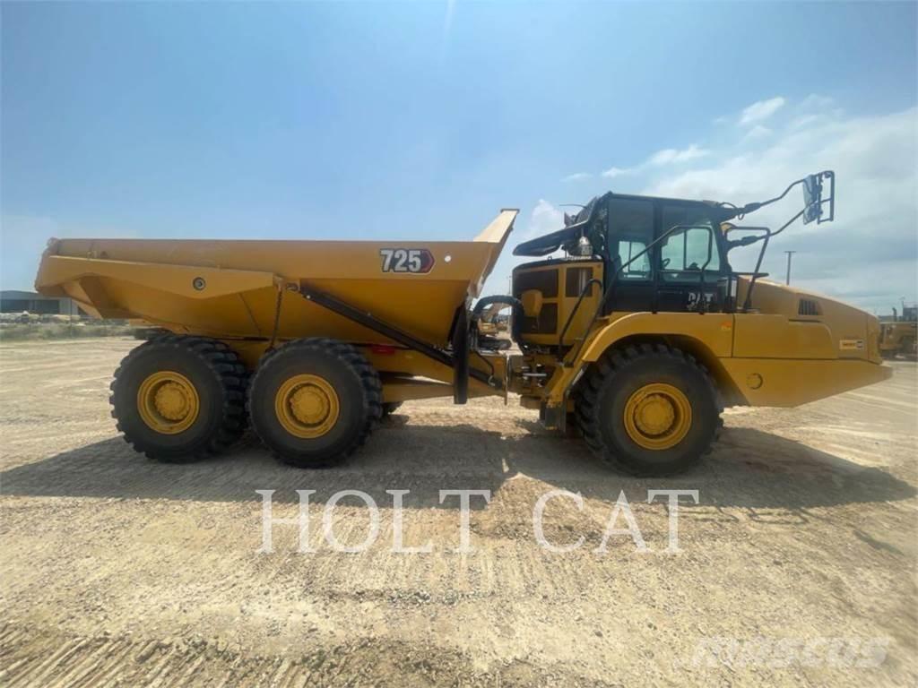 CAT 725 Transportoare articulate