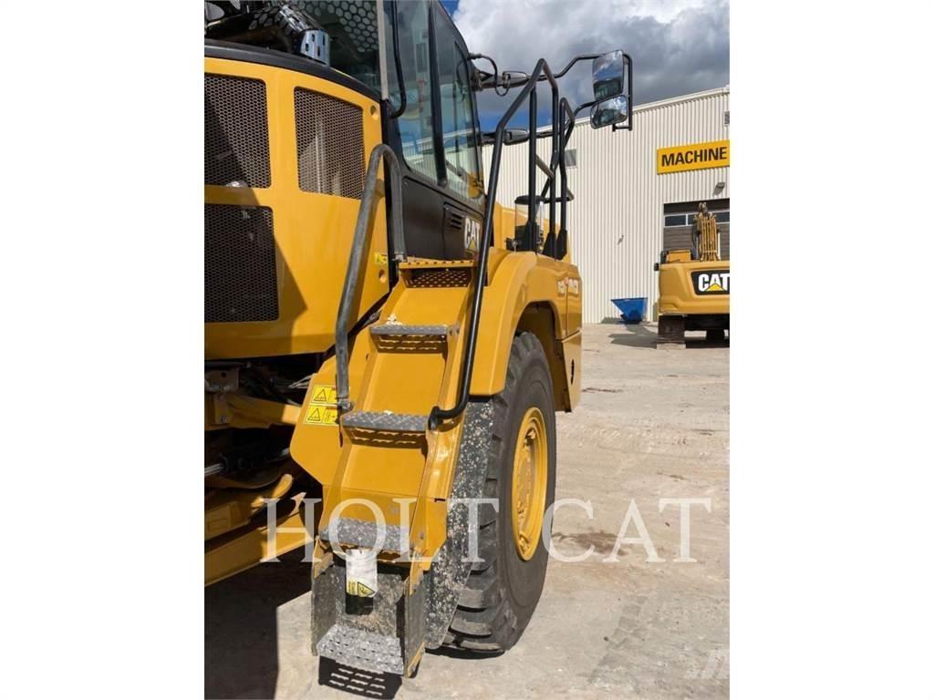 CAT 725 Transportoare articulate