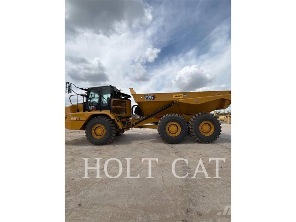 CAT 725 Transportoare articulate