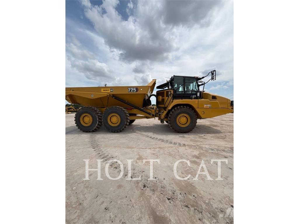 CAT 725 Transportoare articulate