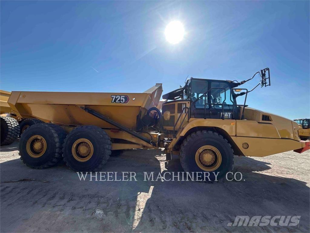 CAT 725 Transportoare articulate