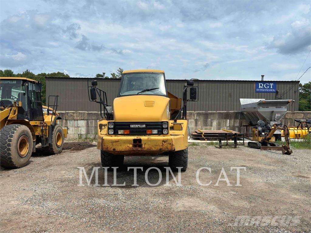 CAT 725 Transportoare articulate
