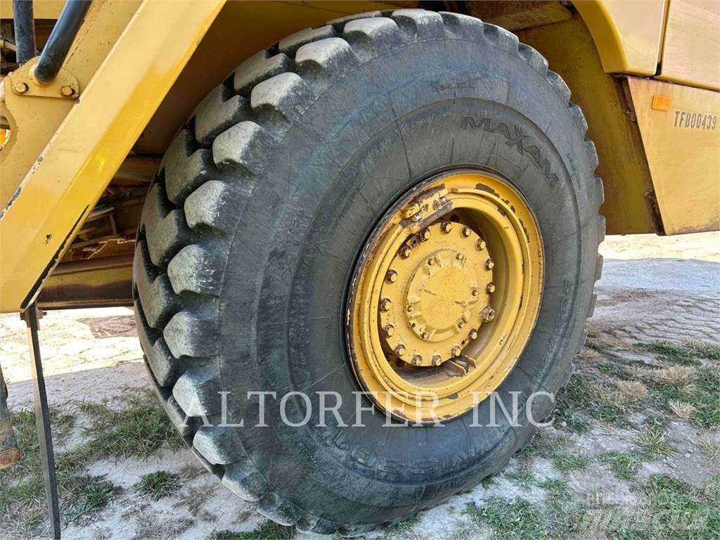 CAT 725C Transportoare articulate