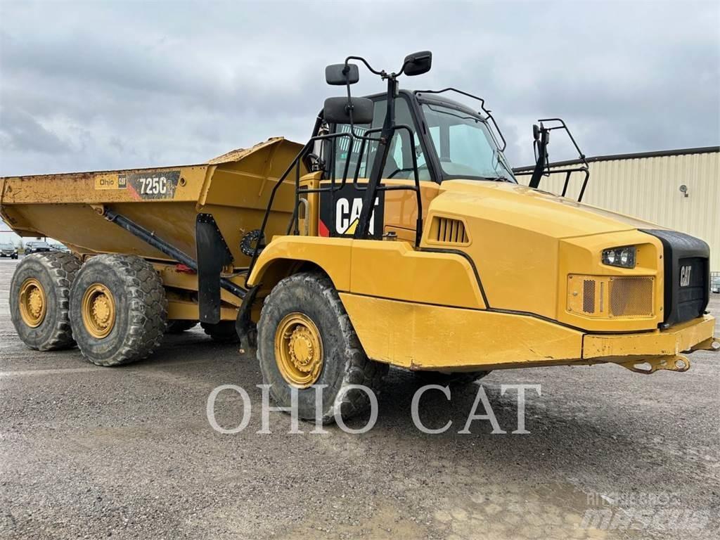 CAT 725C Transportoare articulate