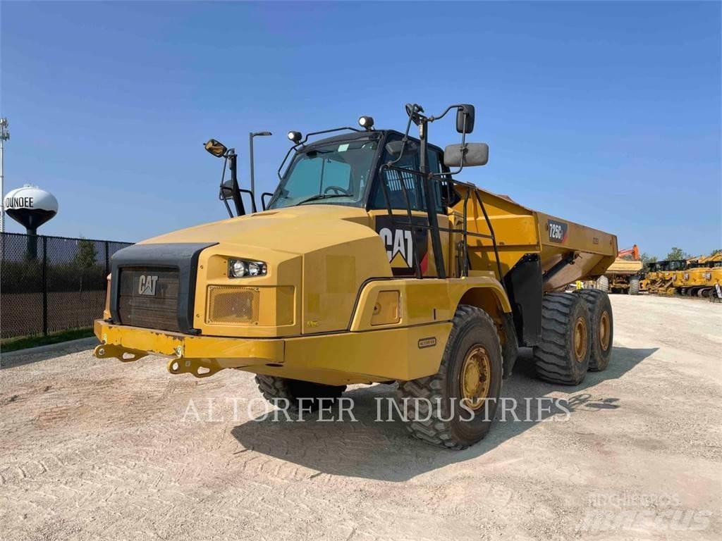 CAT 725C2 Transportoare articulate
