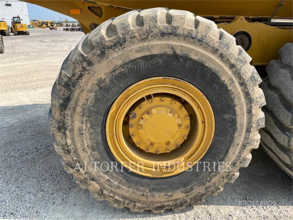 CAT 725C2 Transportoare articulate