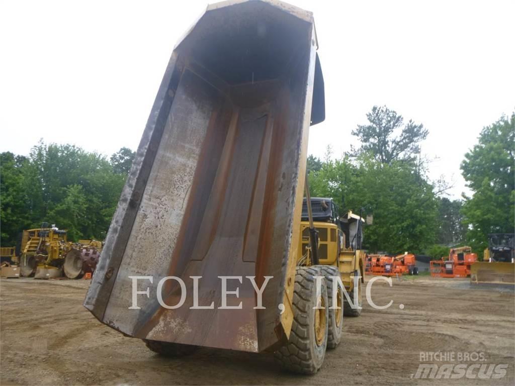 CAT 725C2 Transportoare articulate
