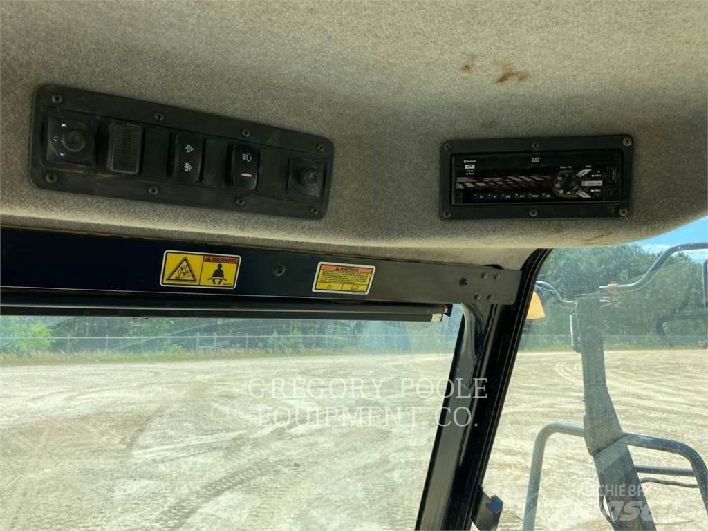 CAT 725C2 Transportoare articulate