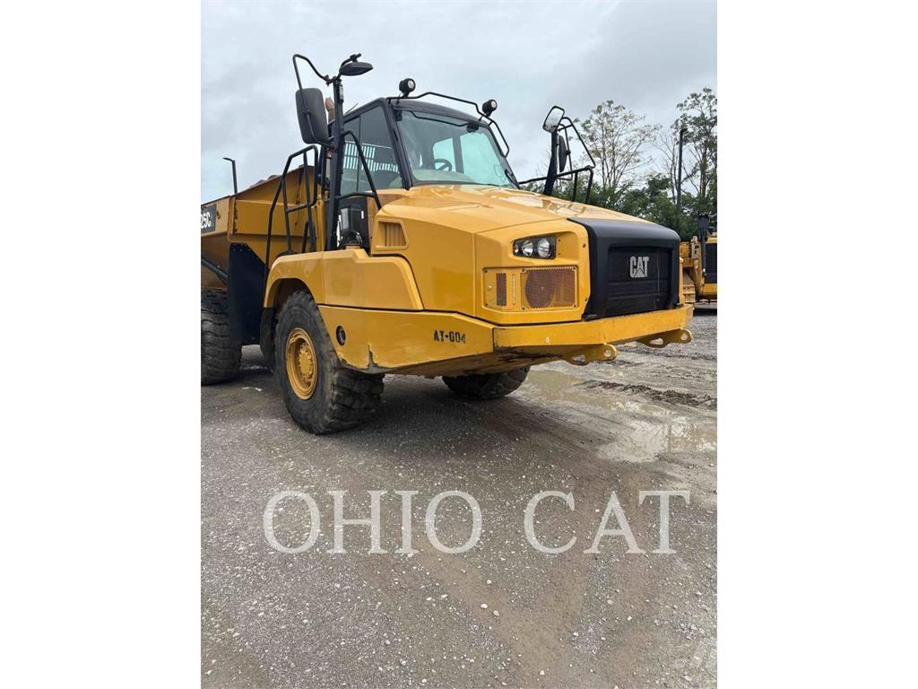 CAT 725C2 Transportoare articulate