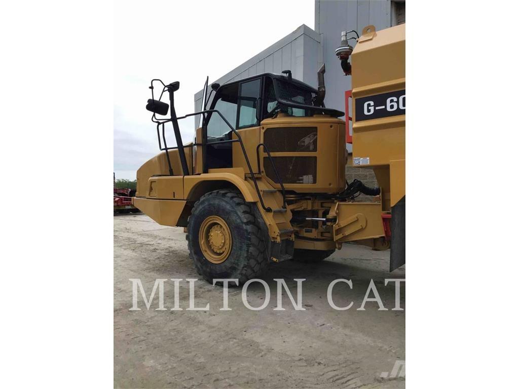 CAT 725C2 Transportoare articulate