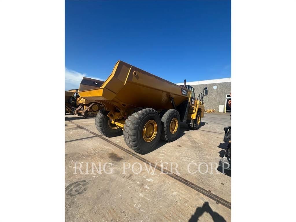 CAT 725C2TG Transportoare articulate