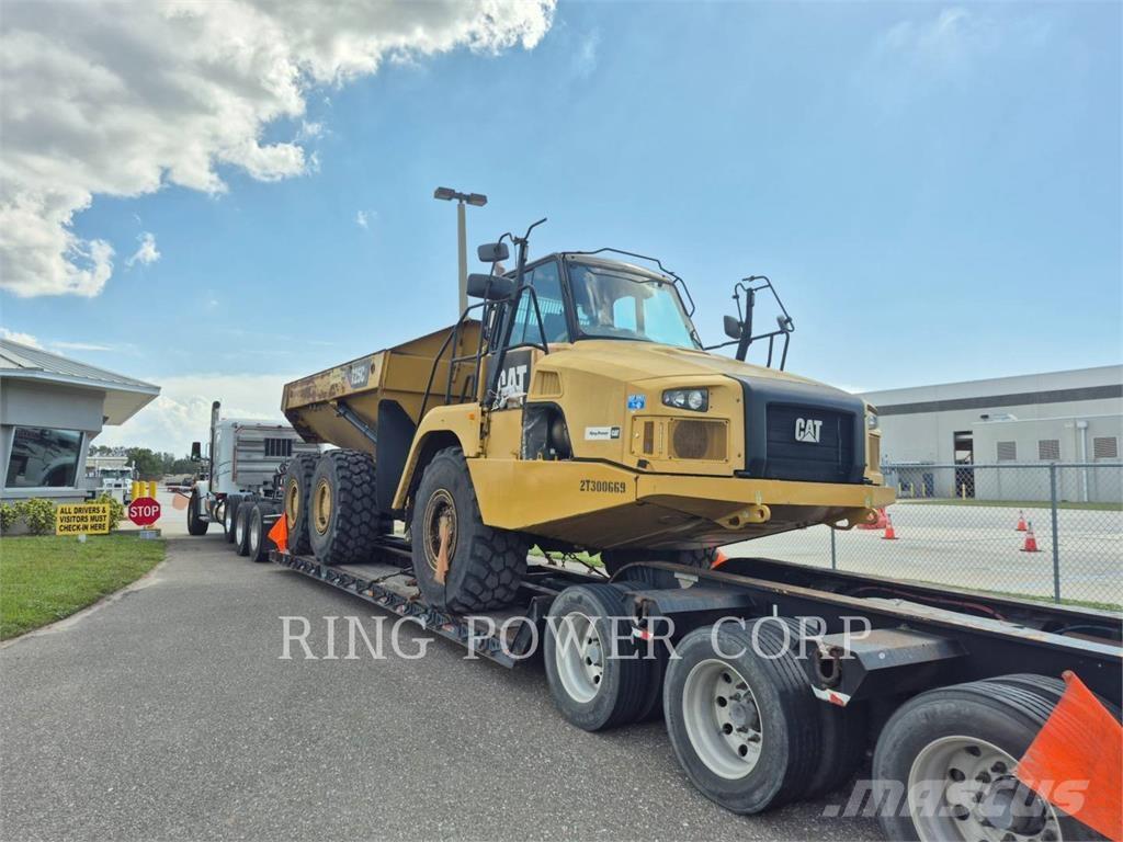 CAT 725C2TG Transportoare articulate