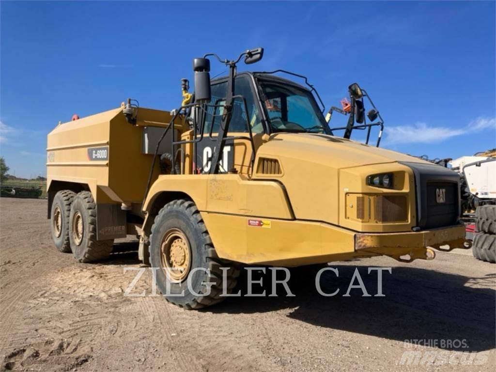 CAT 725CWT Cisterne