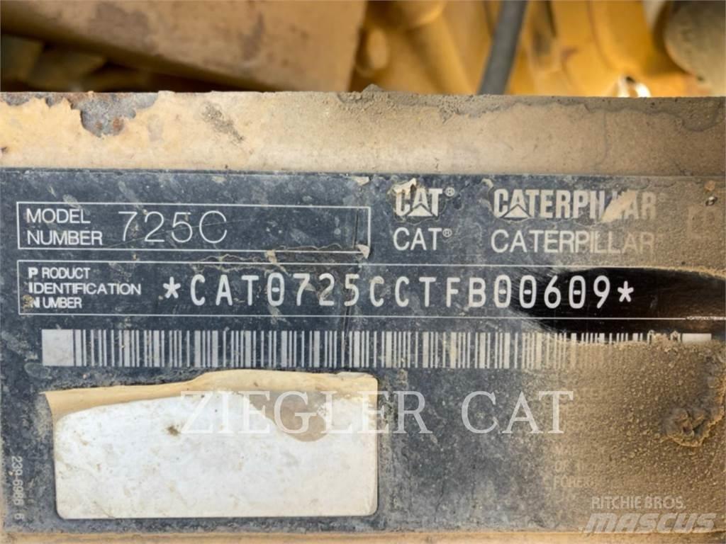 CAT 725CWT Cisterne