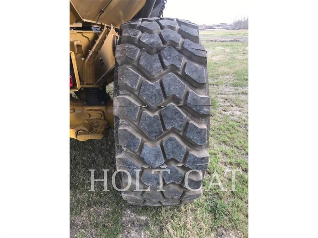 CAT 730 Transportoare articulate