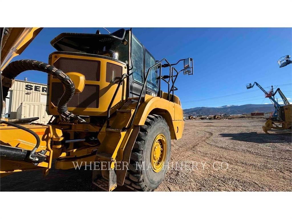 CAT 730 Transportoare articulate