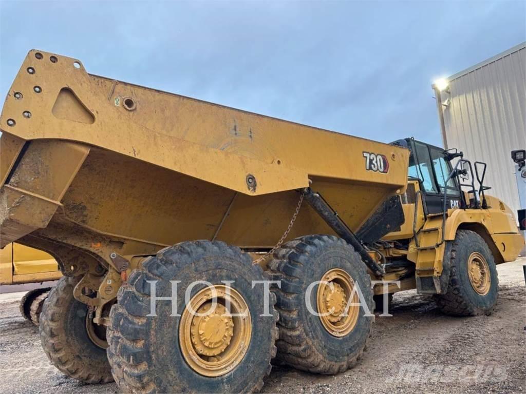 CAT 730 Transportoare articulate