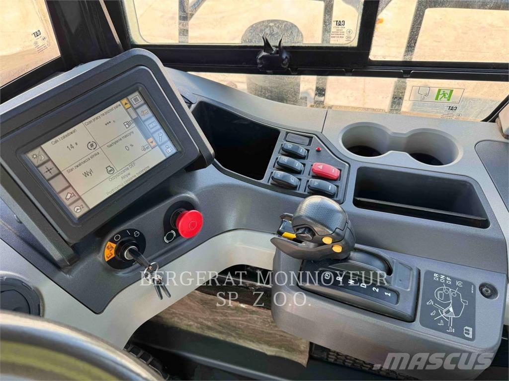 CAT 730 Transportoare articulate