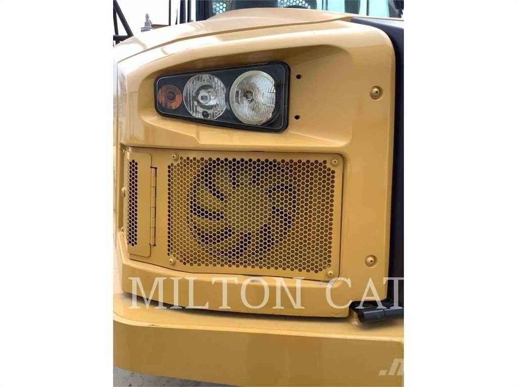 CAT 730 Transportoare articulate