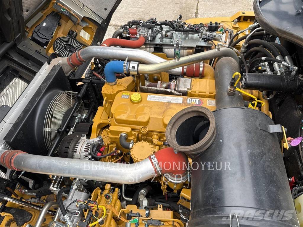 CAT 730 Transportoare articulate