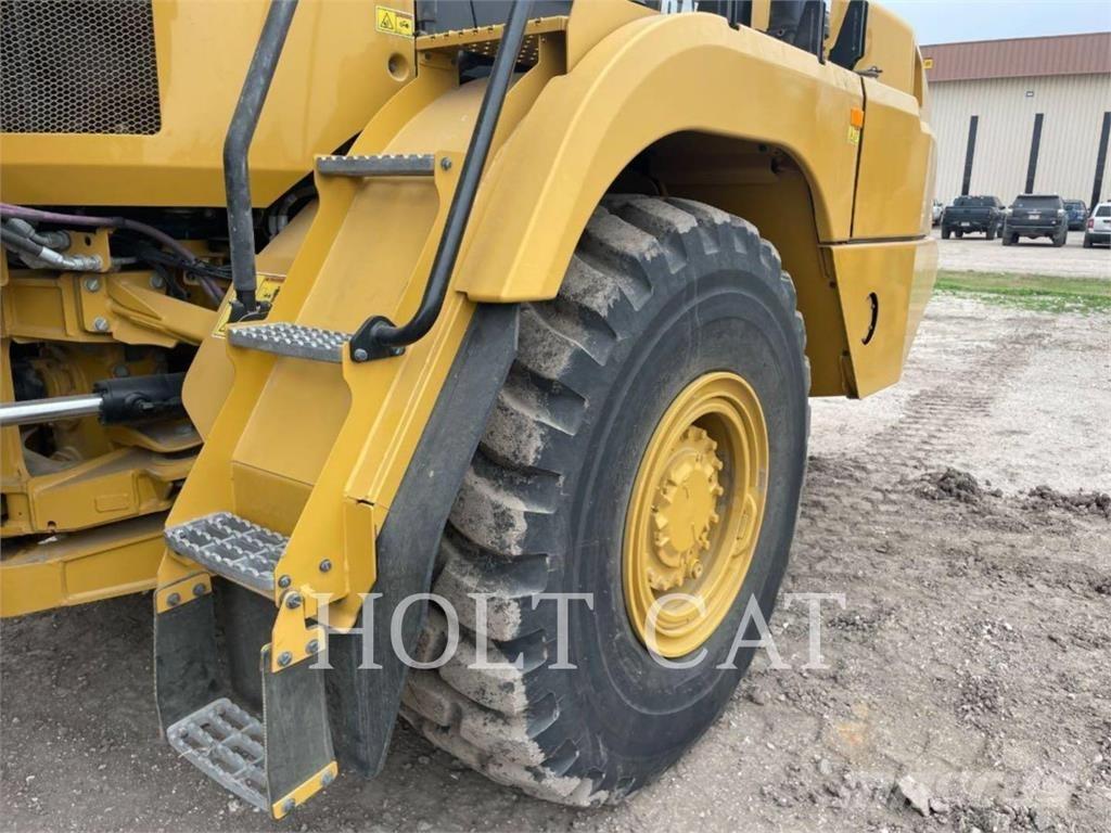 CAT 730 Transportoare articulate