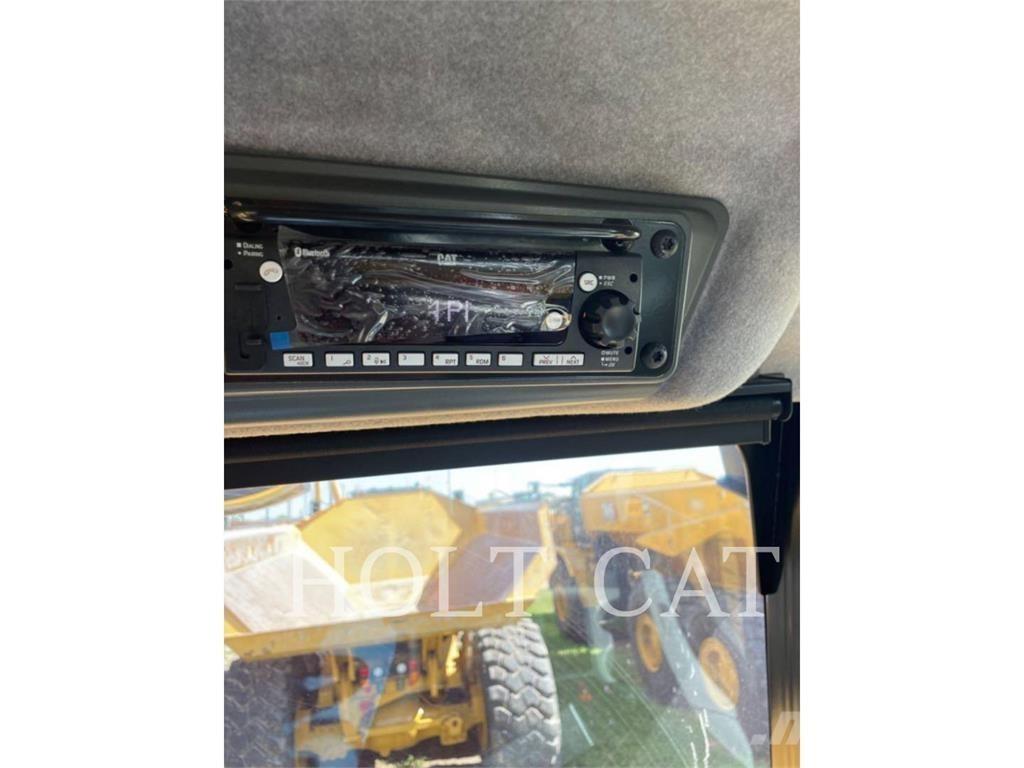 CAT 730 Transportoare articulate