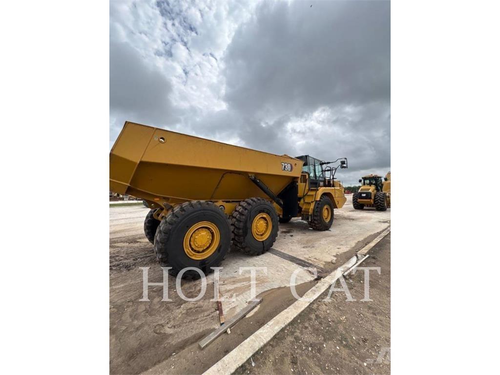 CAT 730 Transportoare articulate