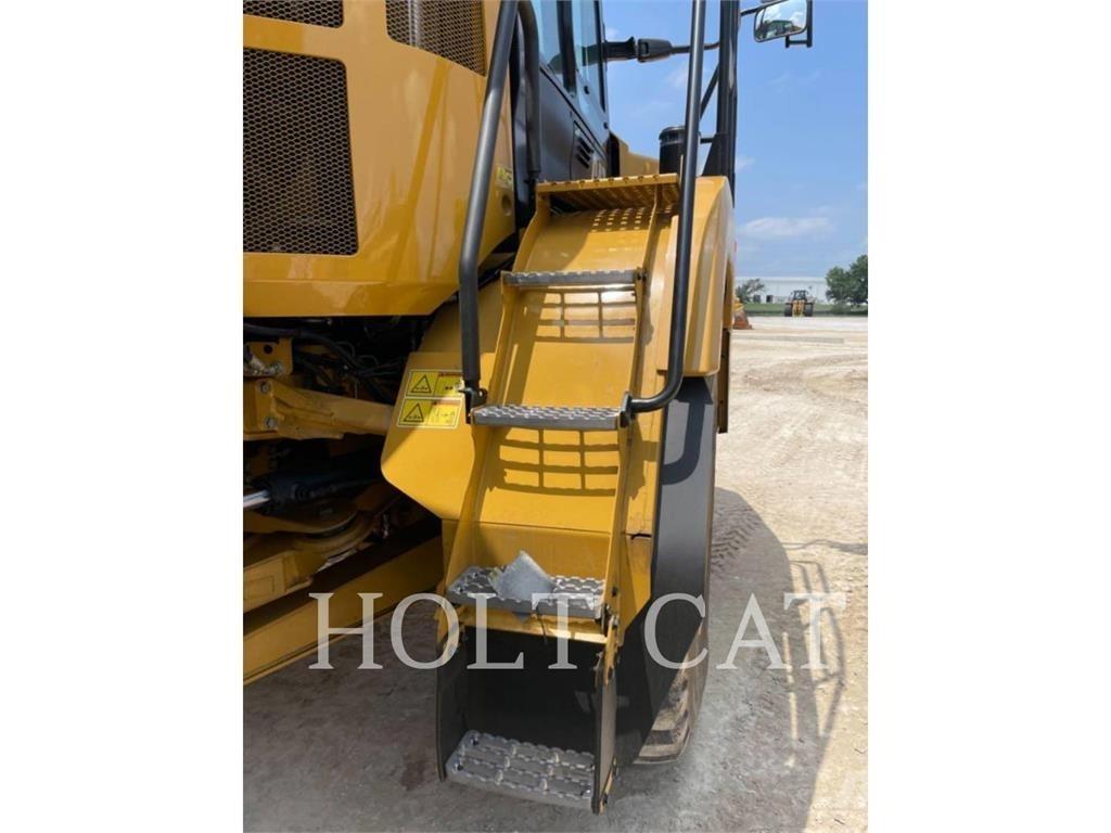 CAT 730 Transportoare articulate