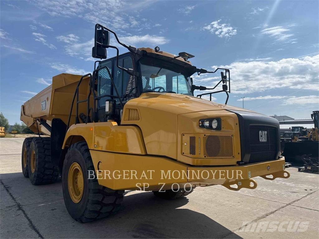 CAT 730 Transportoare articulate
