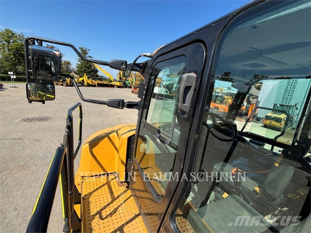 CAT 730-04A Transportoare articulate