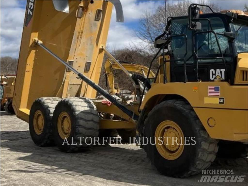 CAT 735 Transportoare articulate