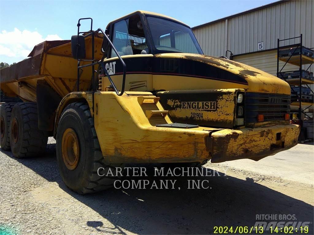 CAT 740 Transportoare articulate