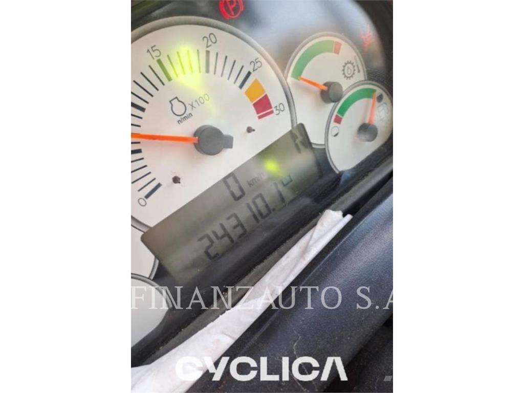 CAT 740 Transportoare articulate