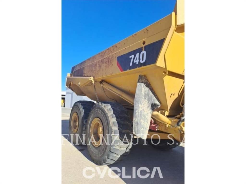 CAT 740 Transportoare articulate