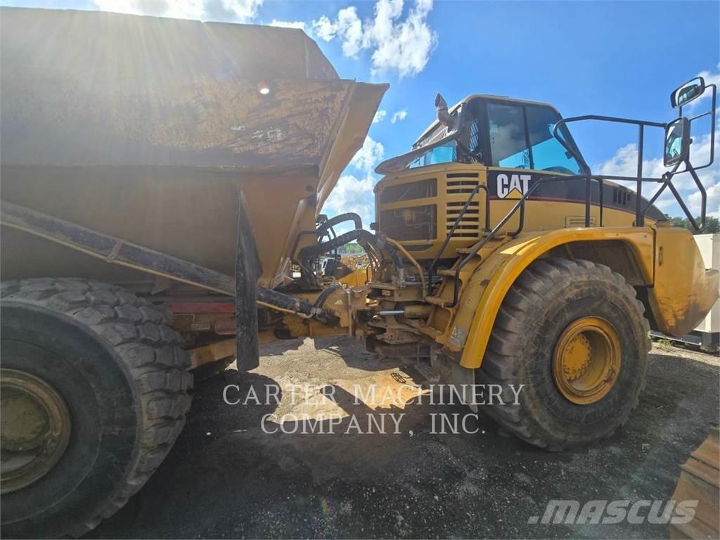 CAT 740 Transportoare articulate