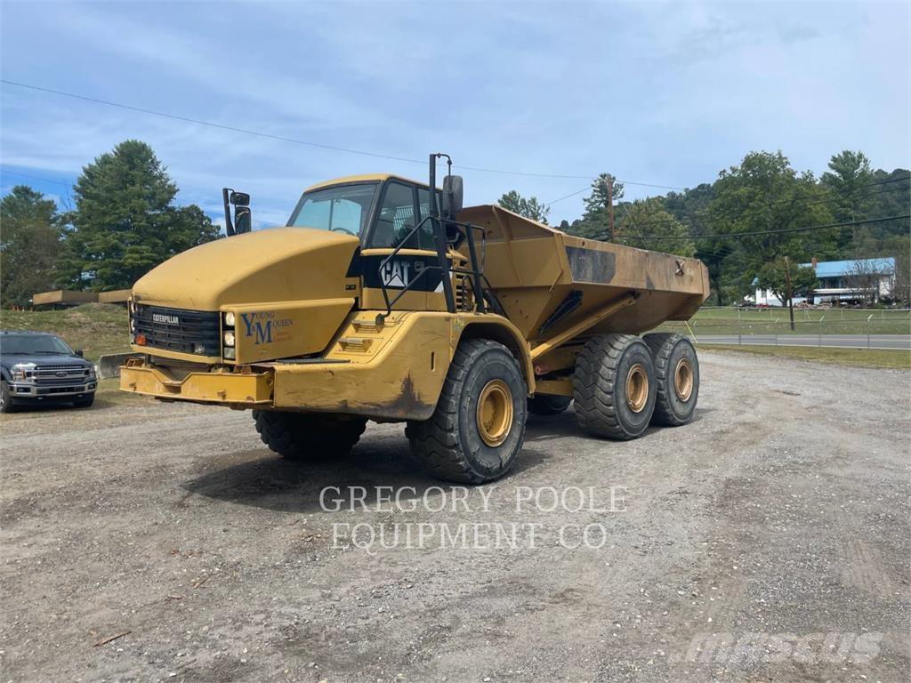 CAT 740 Transportoare articulate