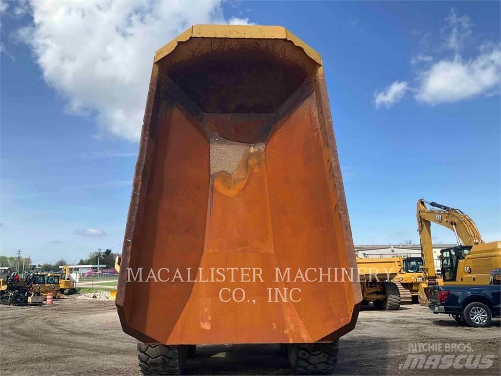 CAT 740 GC Transportoare articulate