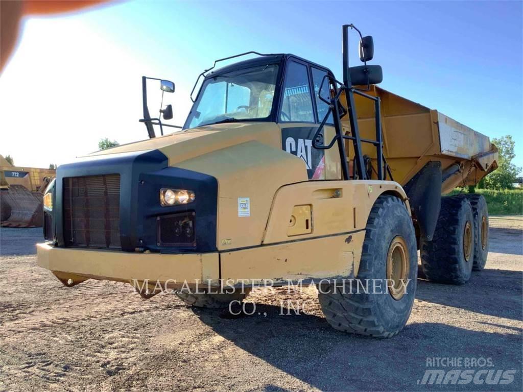 CAT 740B Transportoare articulate