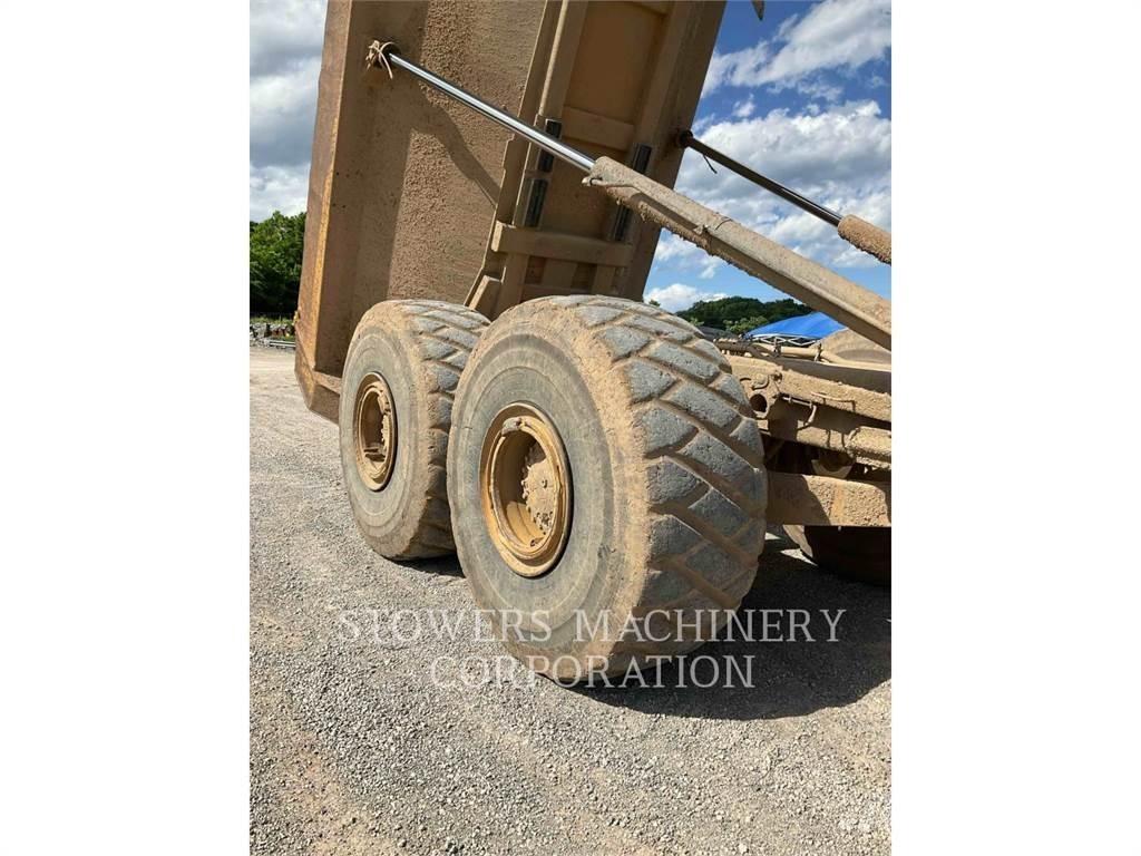 CAT 740B Transportoare articulate
