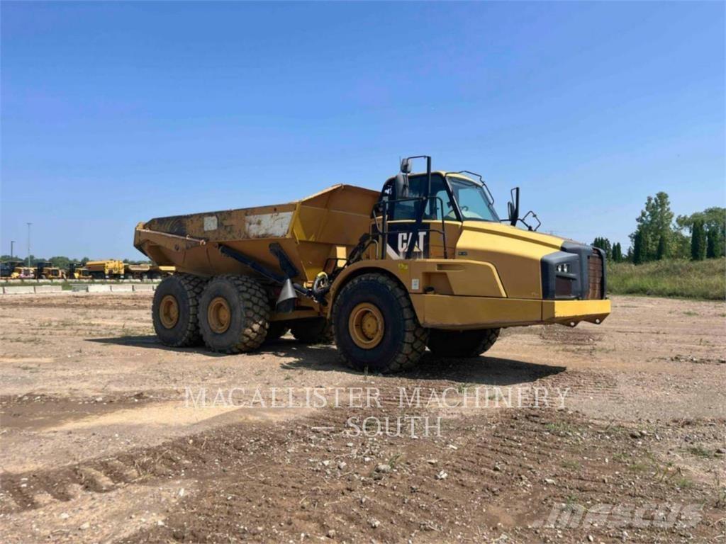 CAT 740B Transportoare articulate