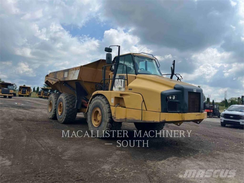 CAT 740B Transportoare articulate