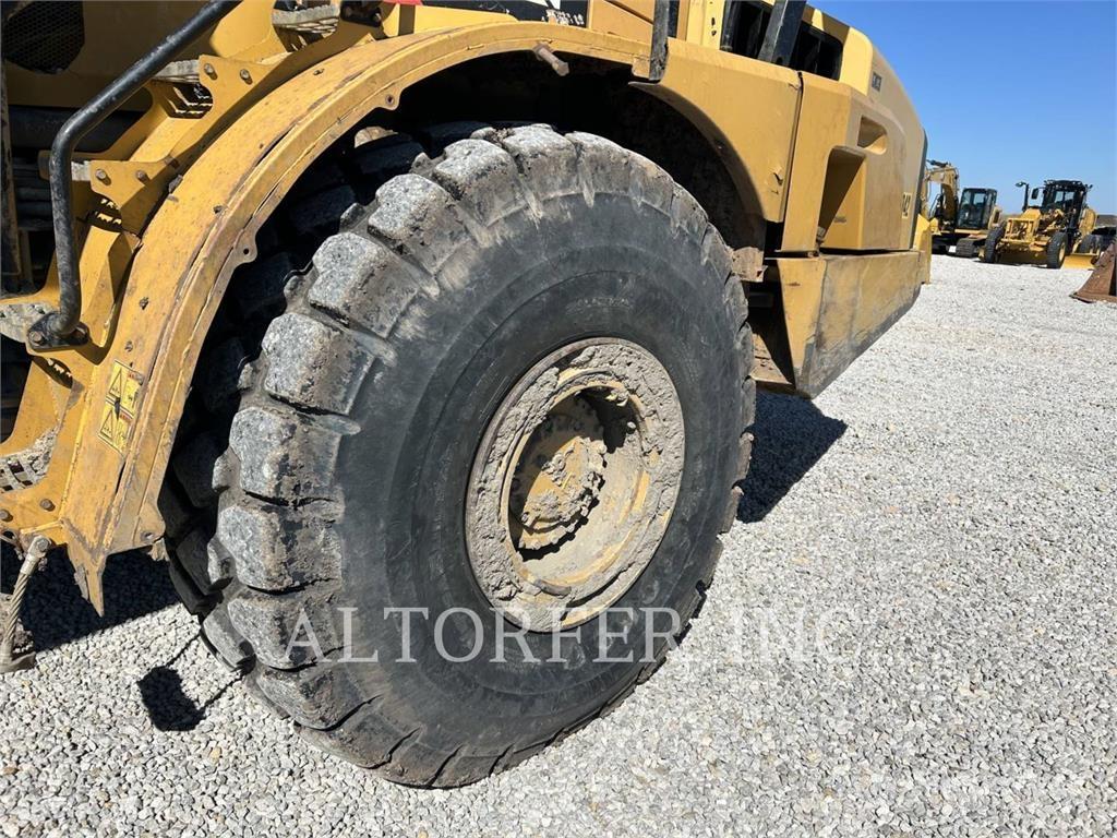 CAT 740B Transportoare articulate