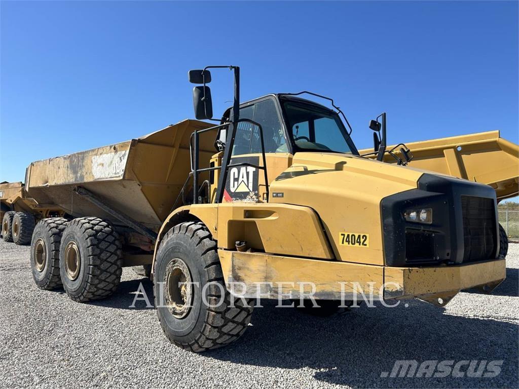 CAT 740B Transportoare articulate
