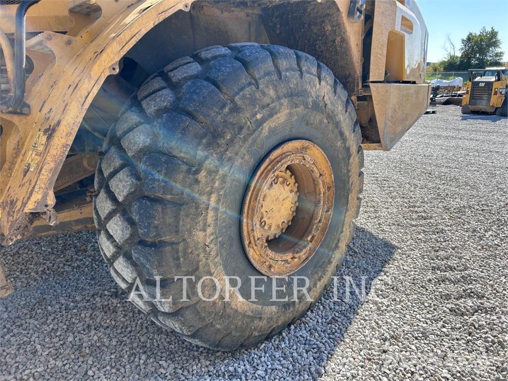 CAT 740B Transportoare articulate