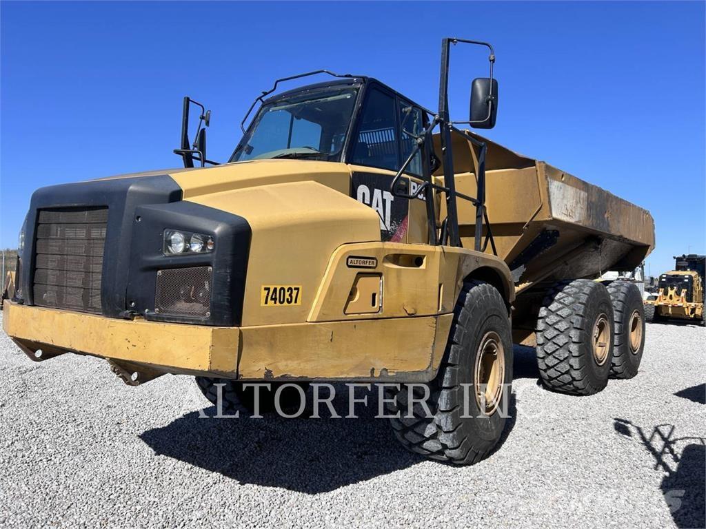 CAT 740B Transportoare articulate