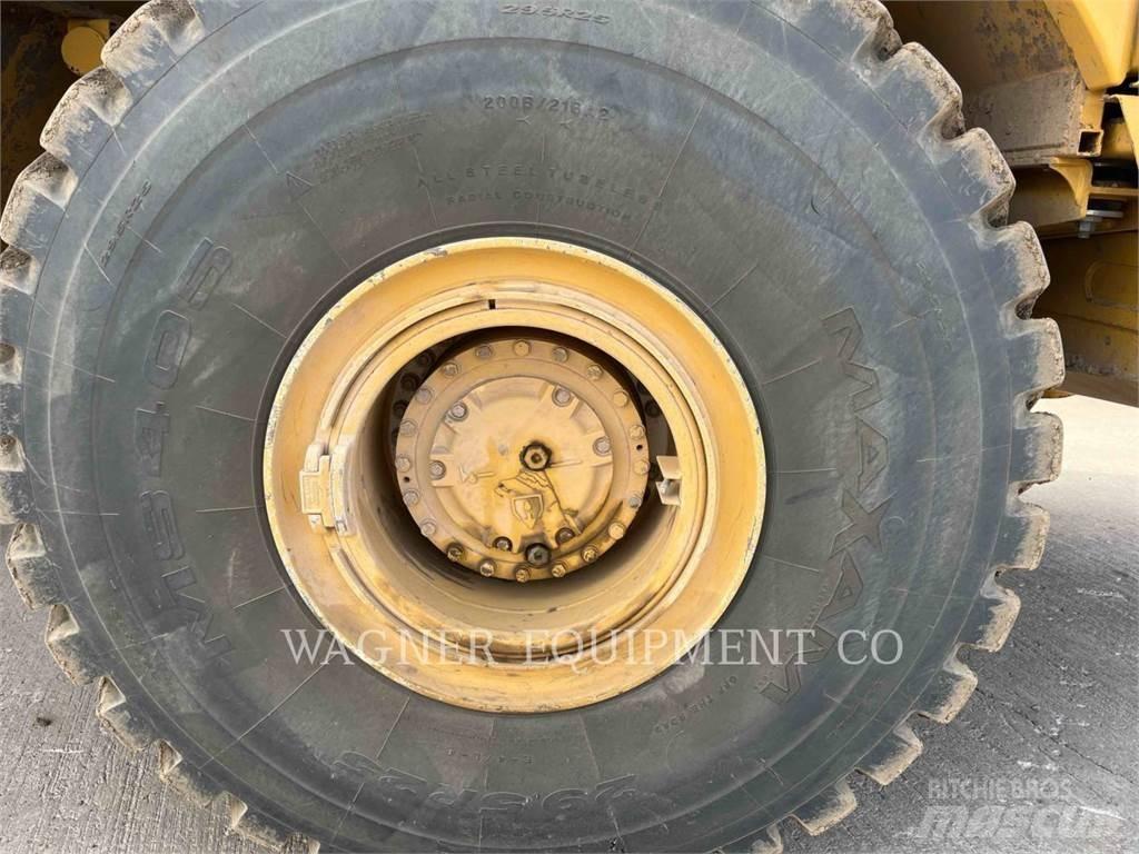 CAT 740B WT Cisterne